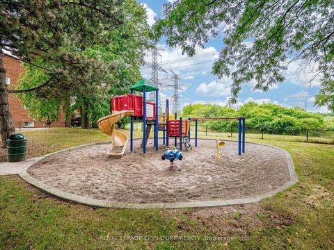 Photo 23 at 69 New Seabury Drive, Glen Shields, Vaughan