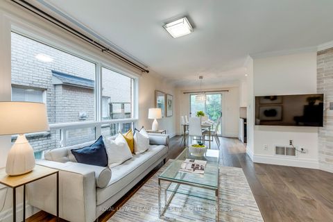 Photo 6 at 2101 Shady Glen Road, WM Westmount, Oakville
