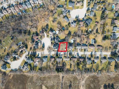 Photo 3 at 118 Moore Park Drive, Schomberg, King Photo 3 at 118 Moore Park Drive, Schomberg, King