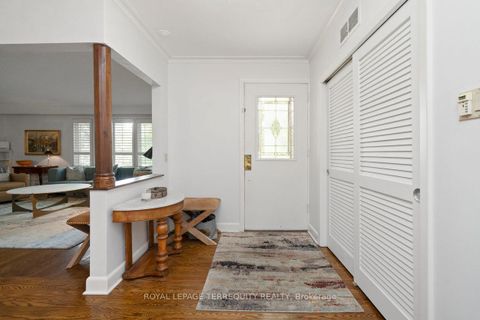 Photo 3 at 416 The Kingsway, Rosethorn, Toronto