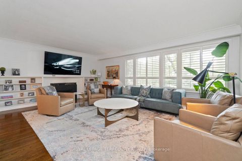 Photo 4 at 416 The Kingsway, Rosethorn, Toronto