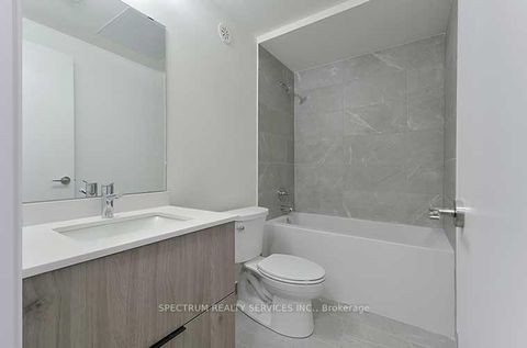 Photo 12 at 1001 - 14 David Eyer Road, Rural Richmond Hill, Richmond Hill Photo 12 at 1001 - 14 David Eyer Road, Rural Richmond Hill, Richmond Hill