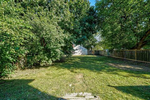 Photo 4 at 27 Westgate Boulevard, Westgate, Toronto