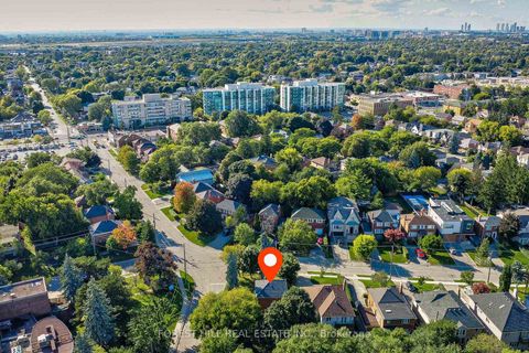 Photo 13 at 27 Westgate Boulevard, Westgate, Toronto