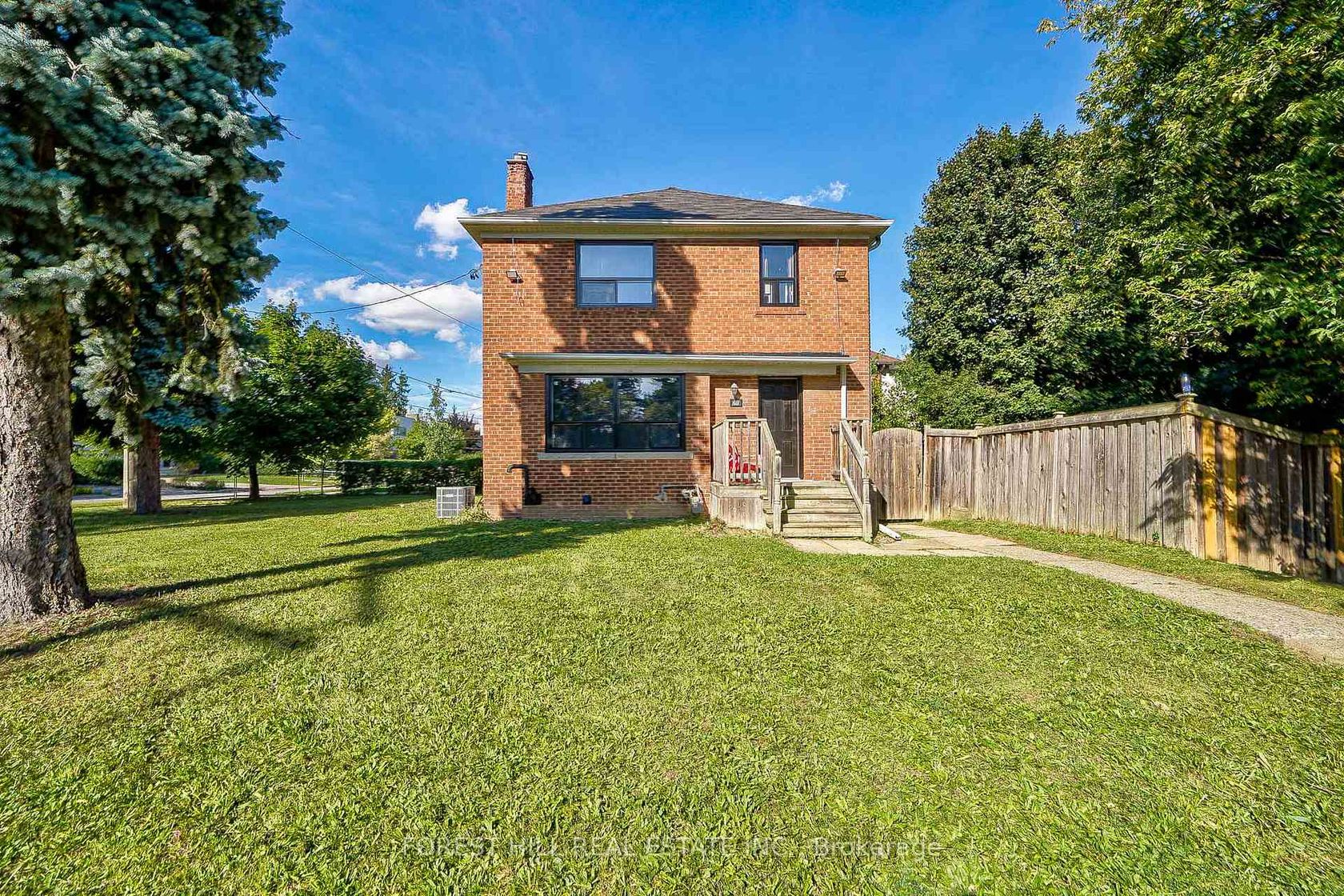 27 Westgate Boulevard, Westgate, Toronto 