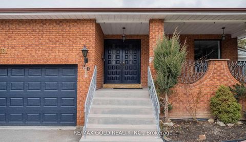 Photo 1 at 20 Garden Avenue, South Richvale, Richmond Hill