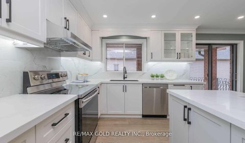 Photo 10 at 20 Garden Avenue, South Richvale, Richmond Hill