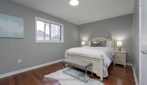 Photo 19 at 20 Garden Avenue, South Richvale, Richmond Hill