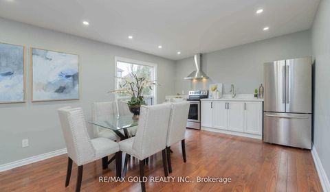 Photo 25 at 20 Garden Avenue, South Richvale, Richmond Hill