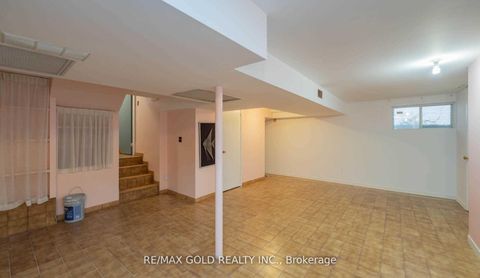 Photo 29 at 20 Garden Avenue, South Richvale, Richmond Hill