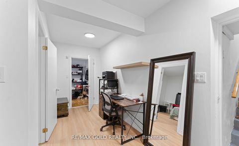 Photo 31 at 20 Garden Avenue, South Richvale, Richmond Hill