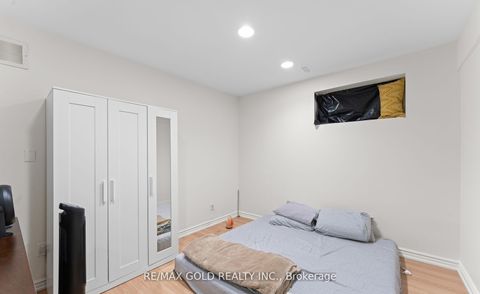 Photo 33 at 20 Garden Avenue, South Richvale, Richmond Hill