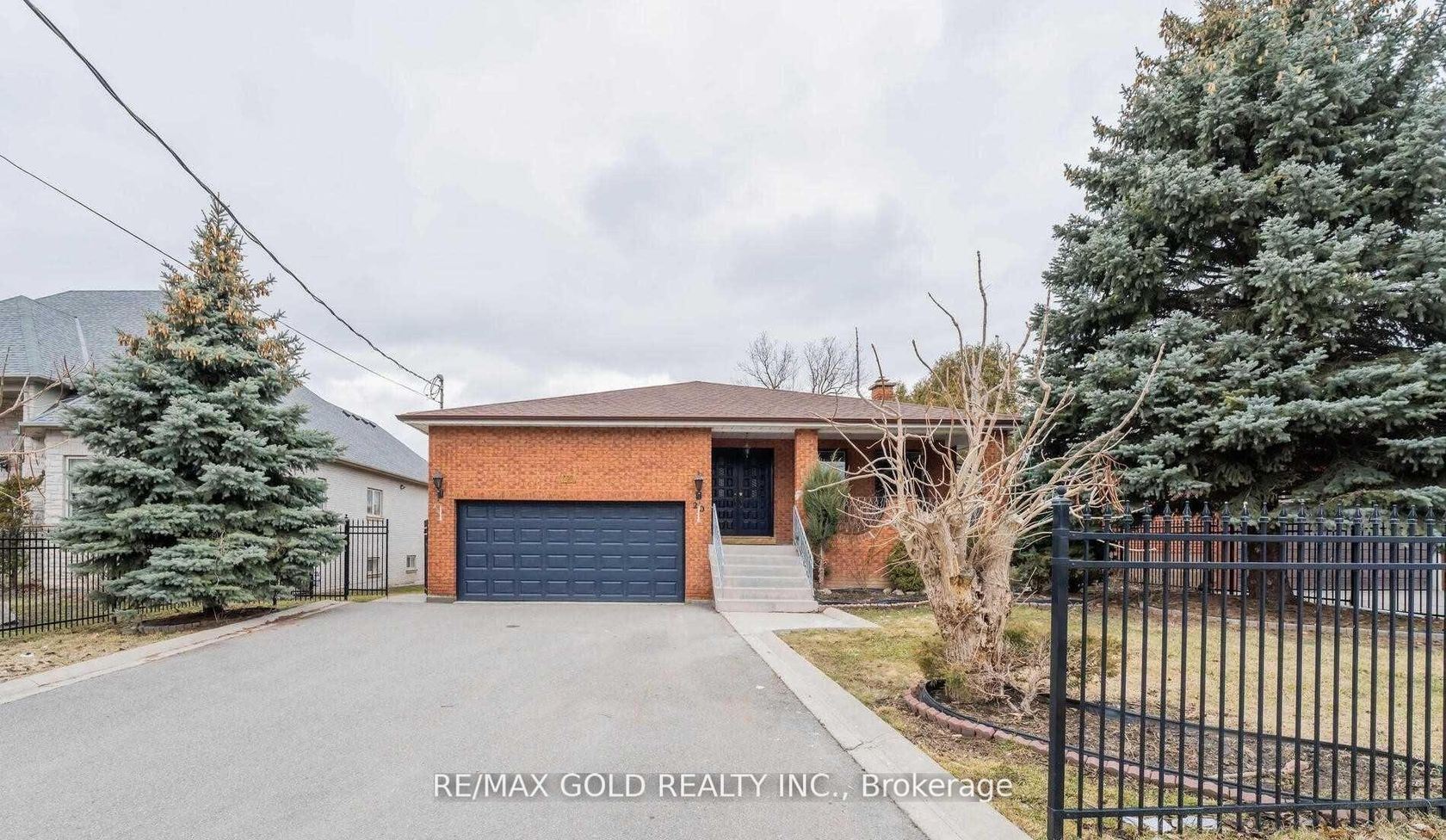 20 Garden Avenue, South Richvale, Richmond Hill 