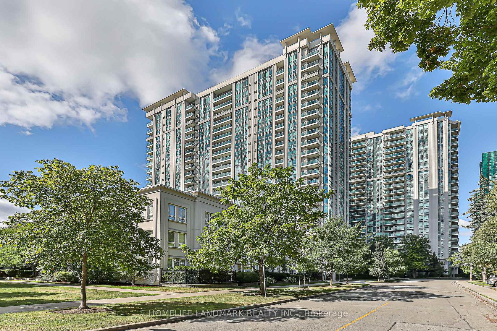 1615 - 17 Anndale Drive, Willowdale East, Toronto 