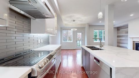 Photo 8 at 2280 Highcroft Road, WT West Oak Trails, Oakville