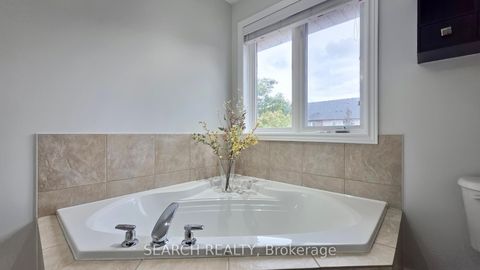 Photo 27 at 2280 Highcroft Road, WT West Oak Trails, Oakville