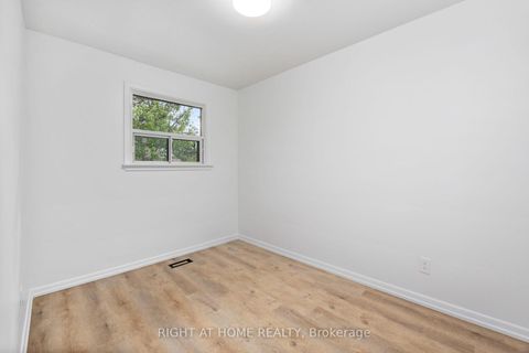 Photo 12 at 53 Lawnside Drive, Rustic, Toronto