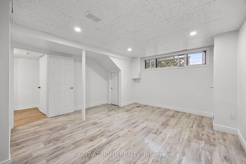 Photo 29 at 53 Lawnside Drive, Rustic, Toronto