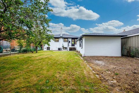 Photo 39 at 53 Lawnside Drive, Rustic, Toronto