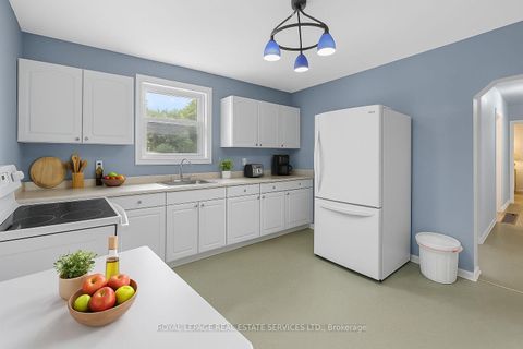 Photo 7 at 147 Poplar Road, West Hill, Toronto