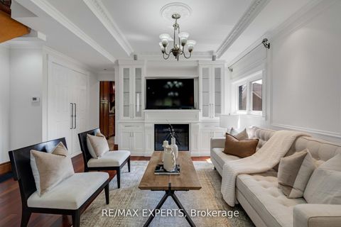 Photo 4 at 19 Kenora Crescent, Eglinton West, Toronto