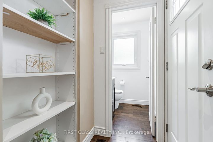 Photo 16 at 97 Bridlewood Boulevard, Sullivan, Toronto