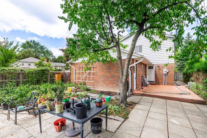 Photo 30 at 97 Bridlewood Boulevard, Sullivan, Toronto