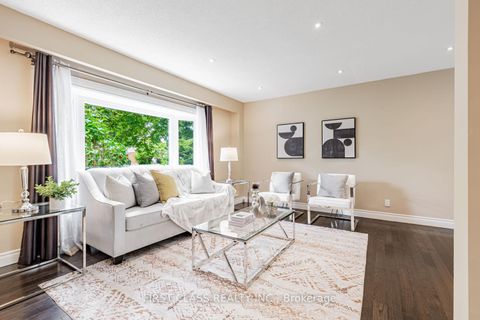 Photo 7 at 97 Bridlewood Boulevard, Sullivan, Toronto