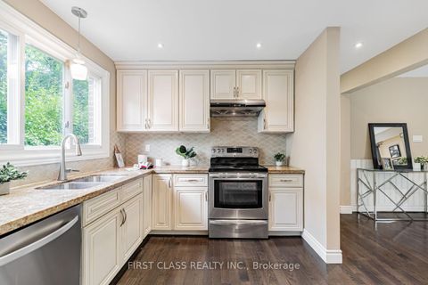 Photo 13 at 97 Bridlewood Boulevard, Sullivan, Toronto