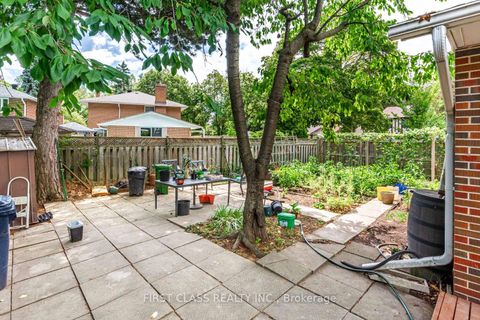 Photo 29 at 97 Bridlewood Boulevard, Sullivan, Toronto