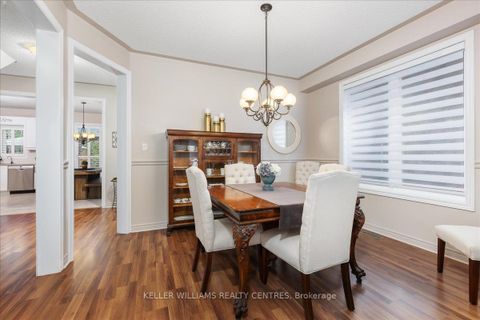 Photo 10 at 47 Ames Crescent, Bayview Northeast, Aurora