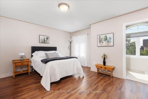 Photo 25 at 47 Ames Crescent, Bayview Northeast, Aurora