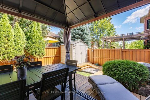Photo 37 at 47 Ames Crescent, Bayview Northeast, Aurora