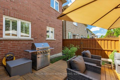 Photo 39 at 47 Ames Crescent, Bayview Northeast, Aurora