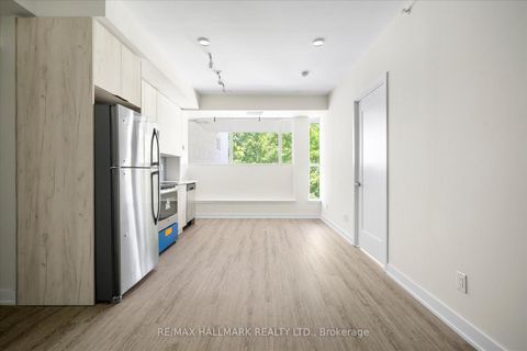 Photo 10 at 117 - 1350 Kingston Road, Cliffside, Toronto