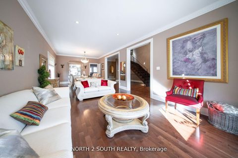Photo 7 at 339 Burnhamthorpe Road, City Centre West, Toronto