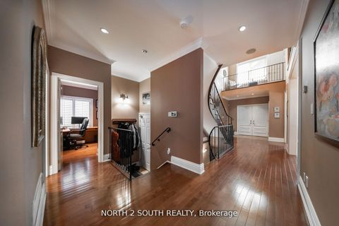 Photo 16 at 339 Burnhamthorpe Road, City Centre West, Toronto