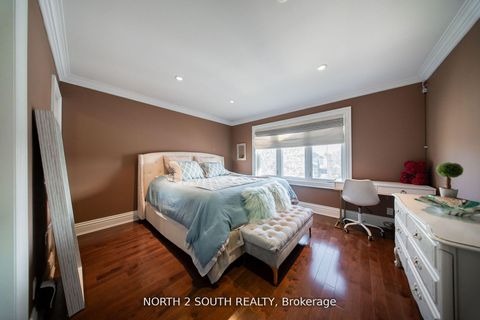 Photo 26 at 339 Burnhamthorpe Road, City Centre West, Toronto