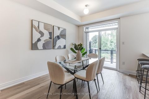 Photo 14 at 110 Thule Street, Vellore Village, Vaughan