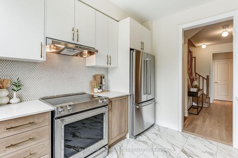 Photo 21 at 110 Thule Street, Vellore Village, Vaughan