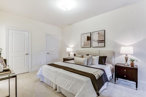 Photo 29 at 110 Thule Street, Vellore Village, Vaughan