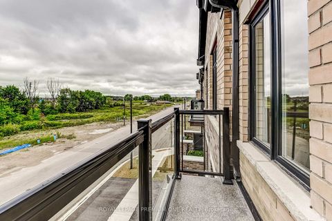 Photo 36 at 110 Thule Street, Vellore Village, Vaughan