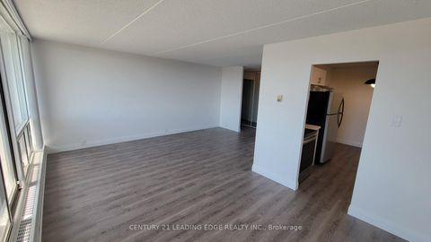 Photo 7 at 1005 - 2 Glamorgan Avenue, Dorset Park, Toronto