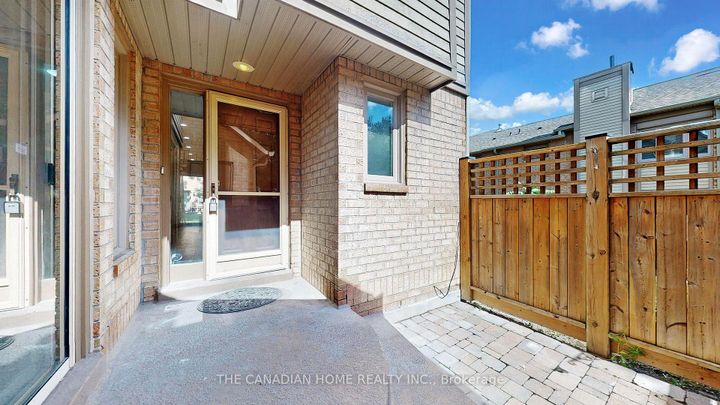 Photo 3 at 52 - 1725 The Chase, Central Erin Mills, Mississauga