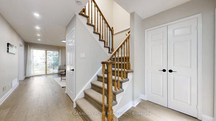 Photo 13 at 52 - 1725 The Chase, Central Erin Mills, Mississauga