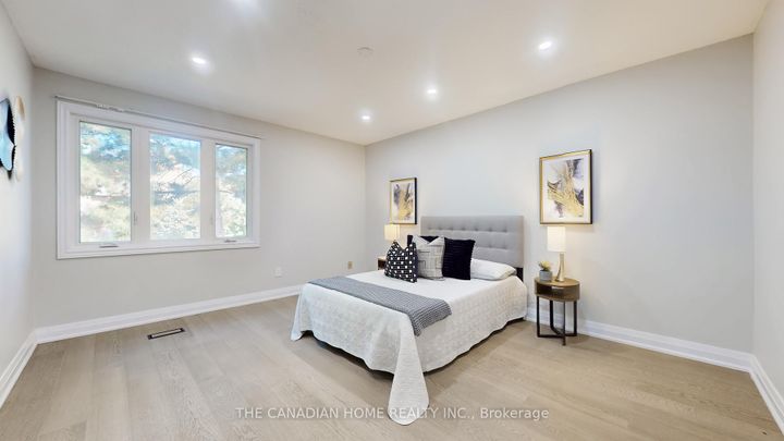 Photo 14 at 52 - 1725 The Chase, Central Erin Mills, Mississauga
