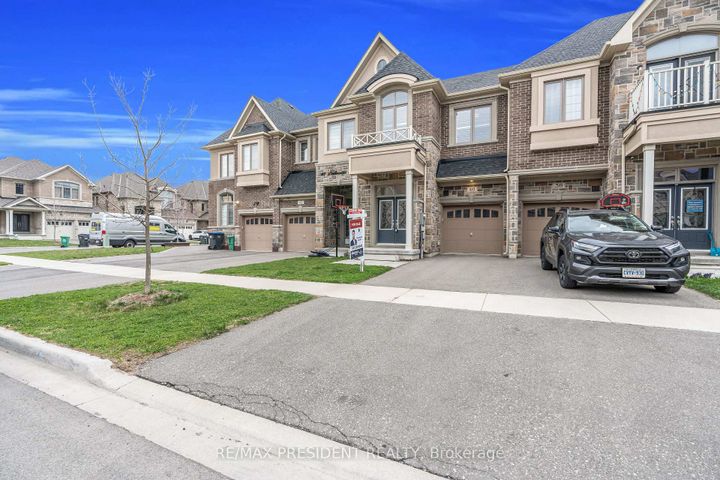 Photo 1 at 40 Dalbeattie Drive, Bram West, Brampton