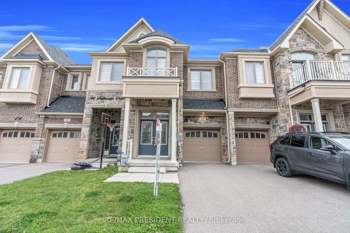 Photo 3 at 40 Dalbeattie Drive, Bram West, Brampton