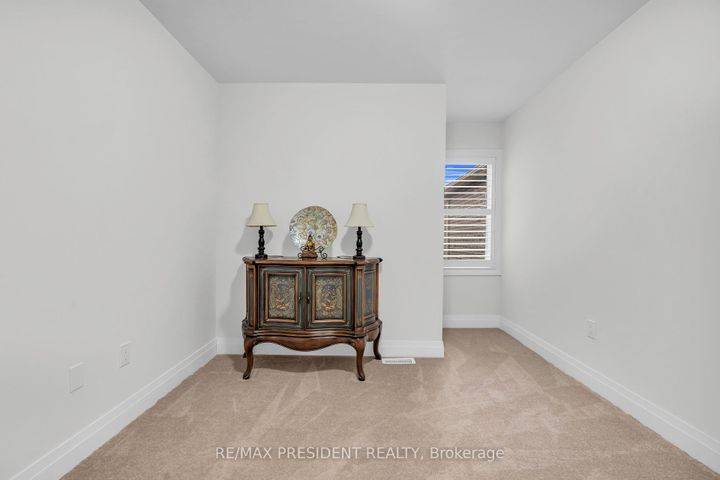 Photo 30 at 40 Dalbeattie Drive, Bram West, Brampton