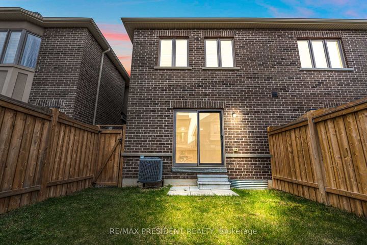 Photo 41 at 40 Dalbeattie Drive, Bram West, Brampton